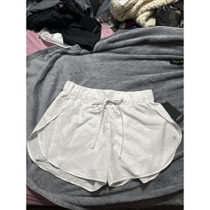 Lanston Shorts Like Hotty Hots White Small NWT Lined